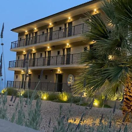 Eleven Views Resort Ília Exterior foto